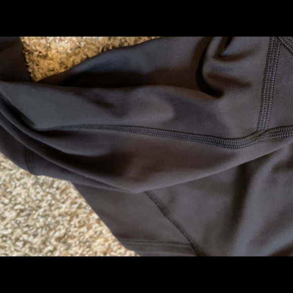 Like new invigorate high rise lululemon tight - Picture 3 of 9